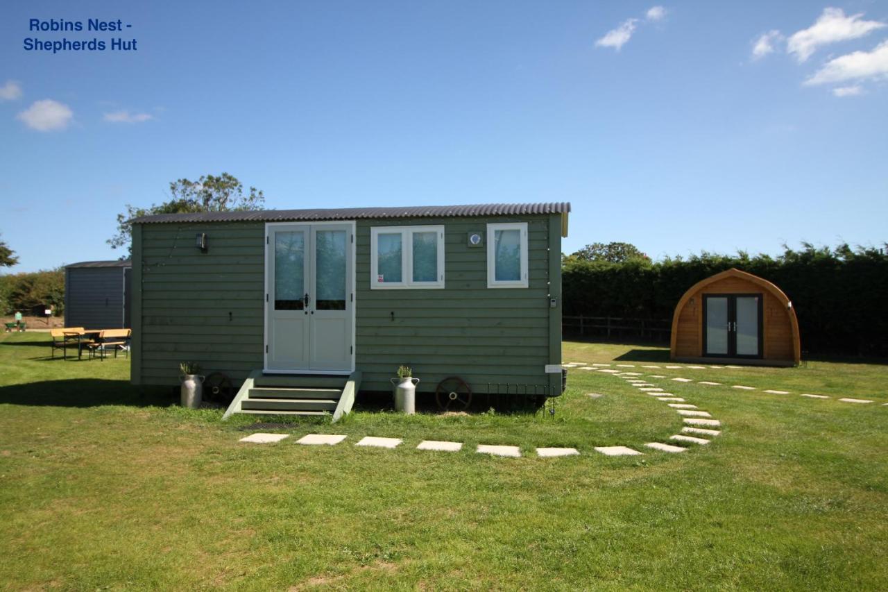 Lanterns Shepherds Huts & Glamping Happisburgh Exterior photo